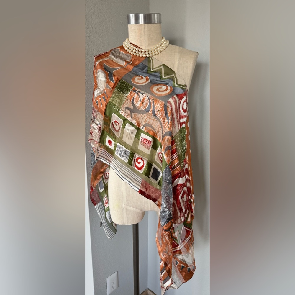100% Silk Hiroko Kapp Scarf 60”x17” - Picture 6 of 6